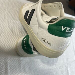 Veja Men's White and Black Sneakers with Green Accents